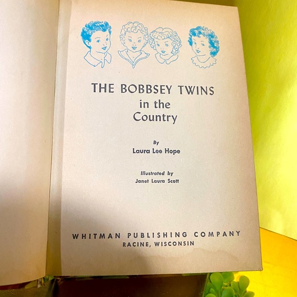 THE BOBBSEY TWINS IN THE COUNTRY VTG 1953 WHITMAN CELLO EDITION CHILDREN’S BOOK - Picture 5 of 12